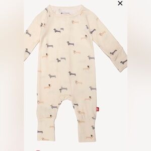 SET Magnetic Me Winter Dachshund Weenie Dog Print Footie & Bandana 6-9 Months